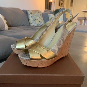 NWT Coach Jessy 12CM Heels Gold 6.5M